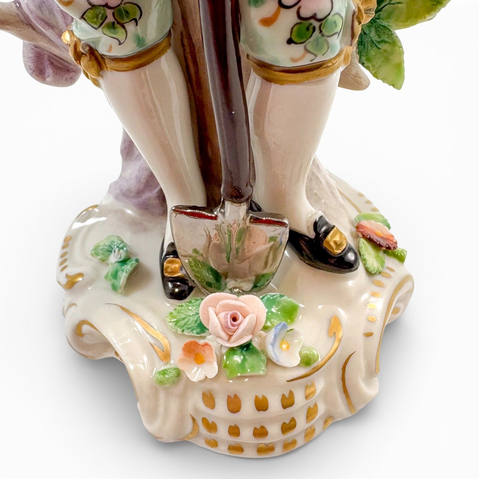 photo furniture Antique German Sitzendorf Porcelain Figurines Pair Floral Sellers C.1930s