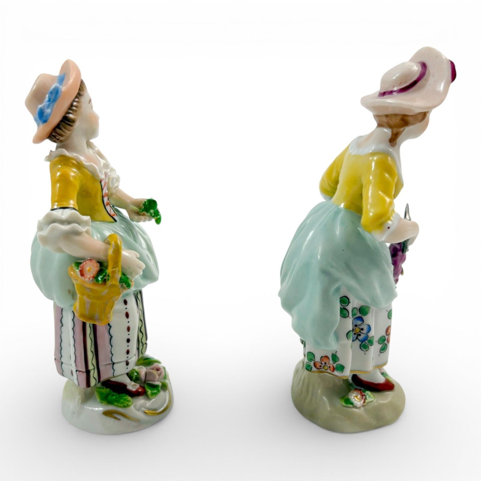 Antique German Sitzendorf Porcelain Flower Girl Figurines Pair, Rococo, C.1910's photo 185.0