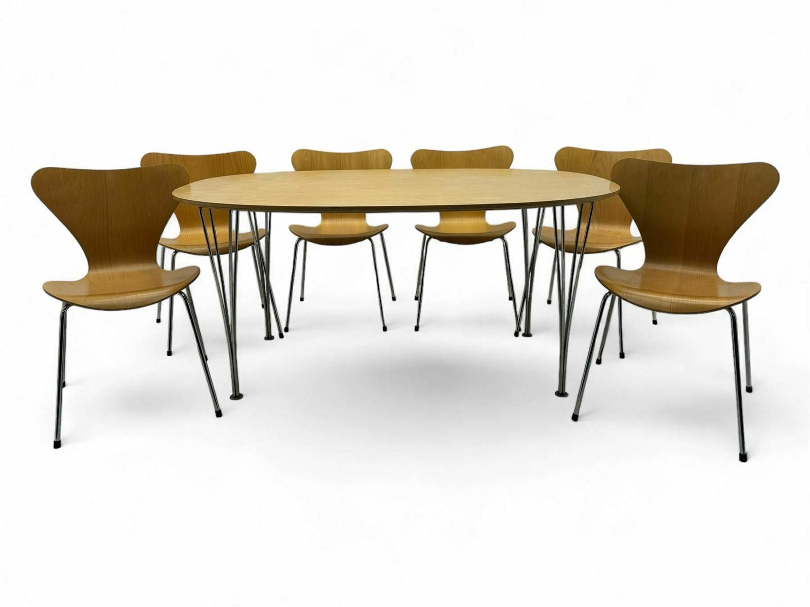 Superellipse Dining Table By Piet Hein & Bruno Mathsson For Fritz Hansen And 6 Model 3107 Chairs.