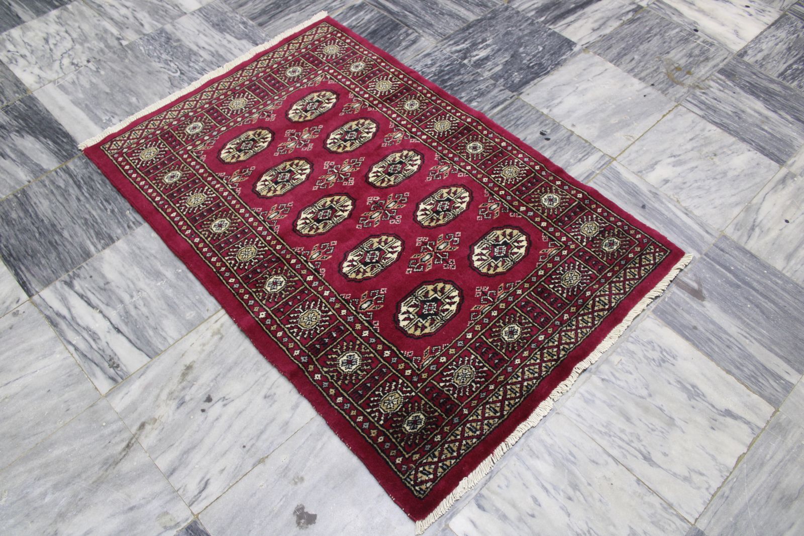 Red Tribal Bokhara Rug – Hand Knotted Geometric Carpet photo furniture