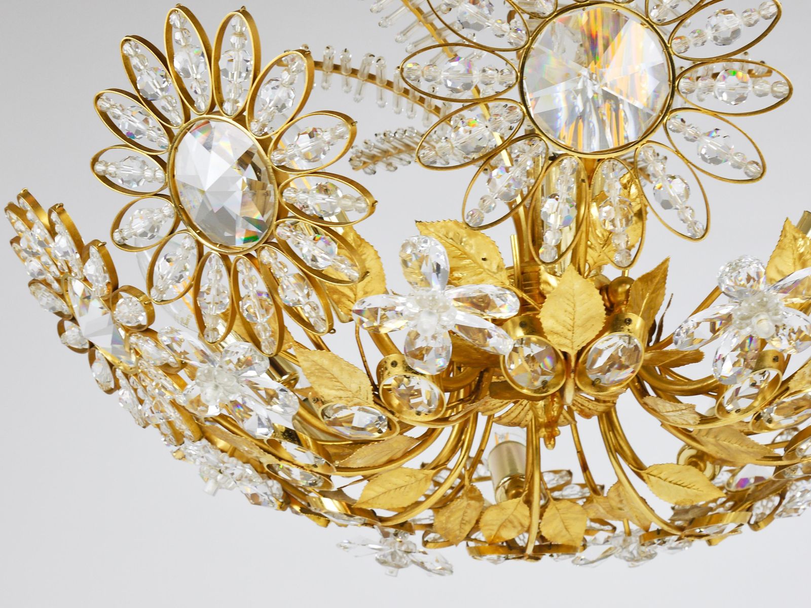 Ernst Palme Large Palwa Flower Palm Tree Chandelier, Gilt Brass, Crystals, 1970s photo vintage