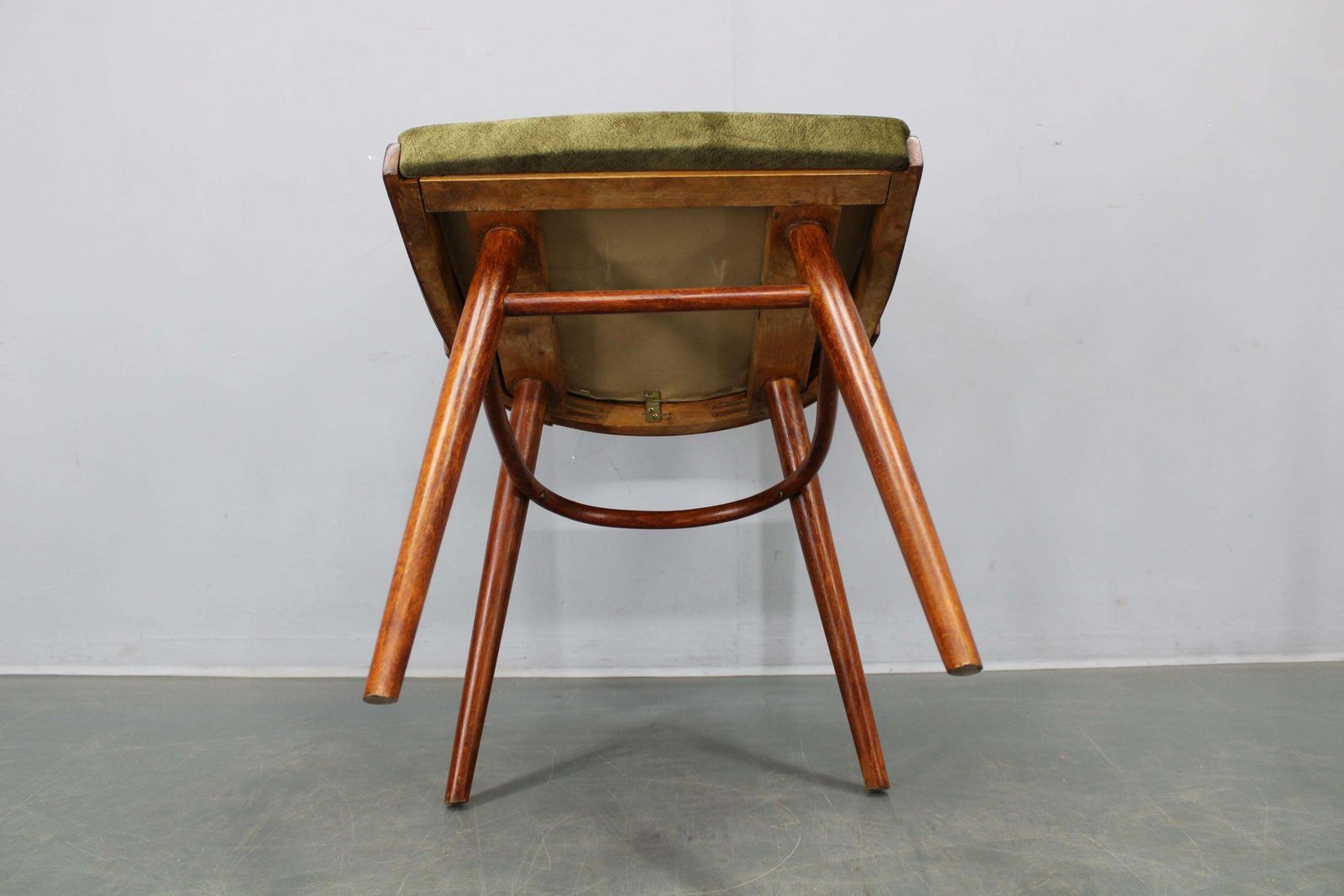 photo vintage Set Of Four Mid Century Dining Chairs Ton 514 By Osvald Haerdtl, 1960s