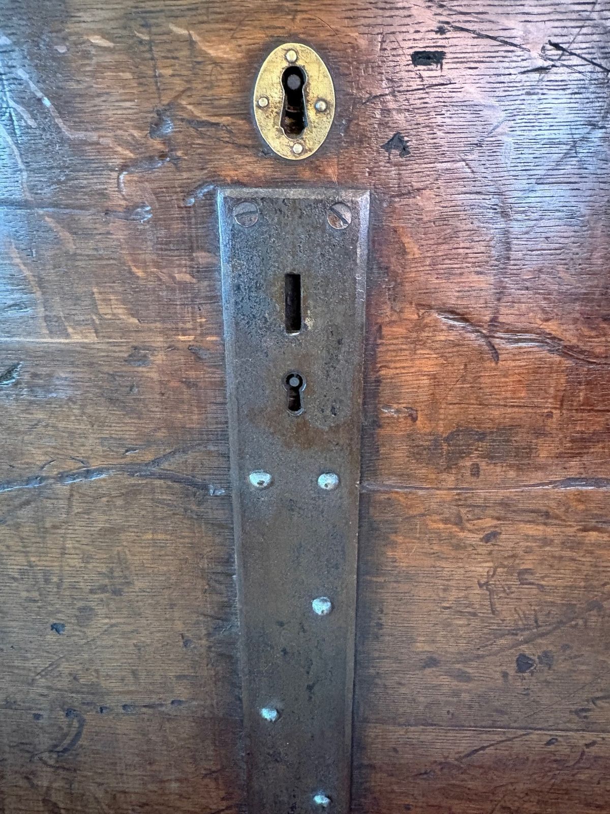 Victorian Iron Bound Oak Silver Chest photo vinterior
