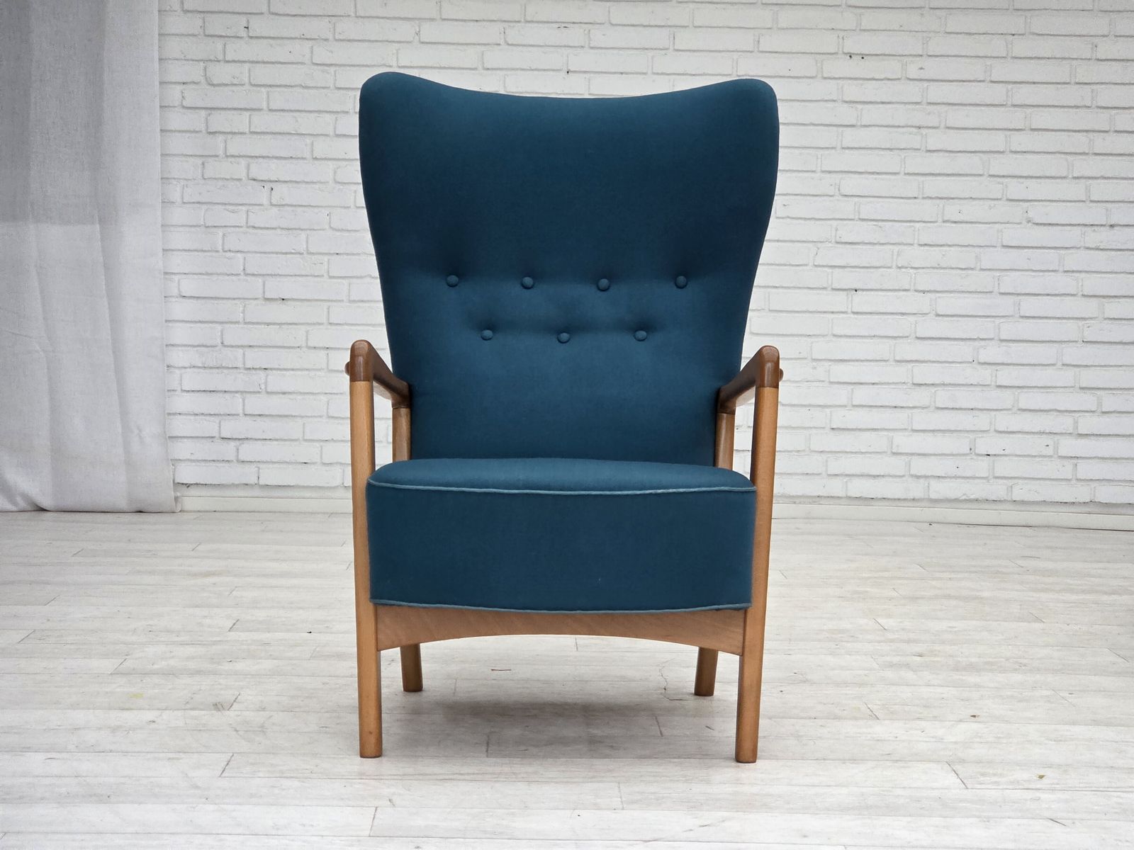 1970s, Danish Armchair By Fritz Hansen, Furniture Wool, Lacquered Beech Wood. photo vintage