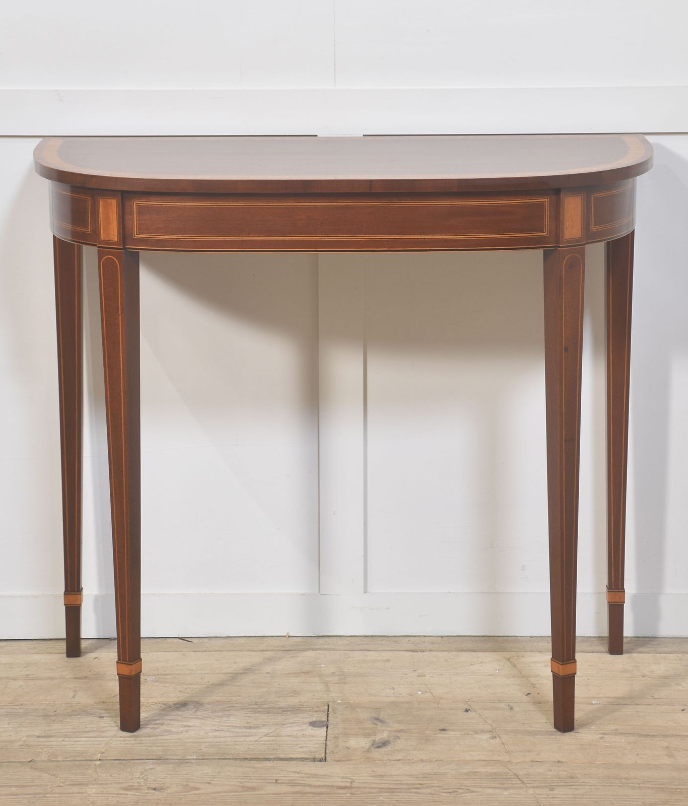 photo furniture Inlaid Mahogany Console Table With Matching Wall Mirror