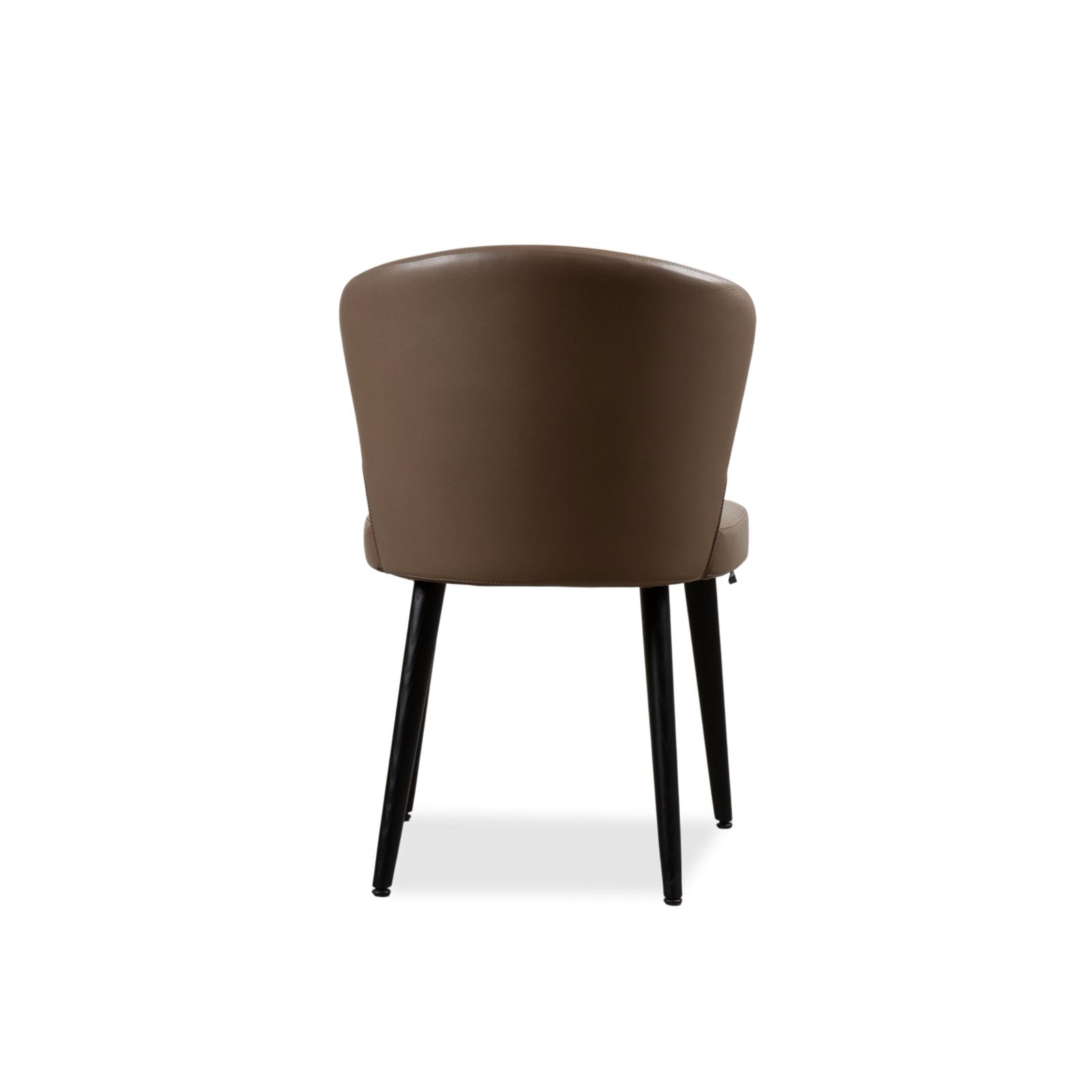 photo furniture Minotti Aston Leather Chair Brown