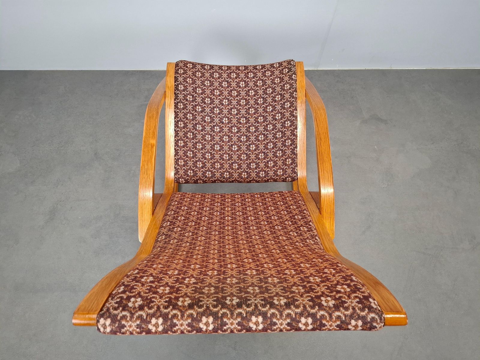 1930s Art Deco Czechoslovak Bentwood Rocking Chair With Original Upholstery photo Furniture