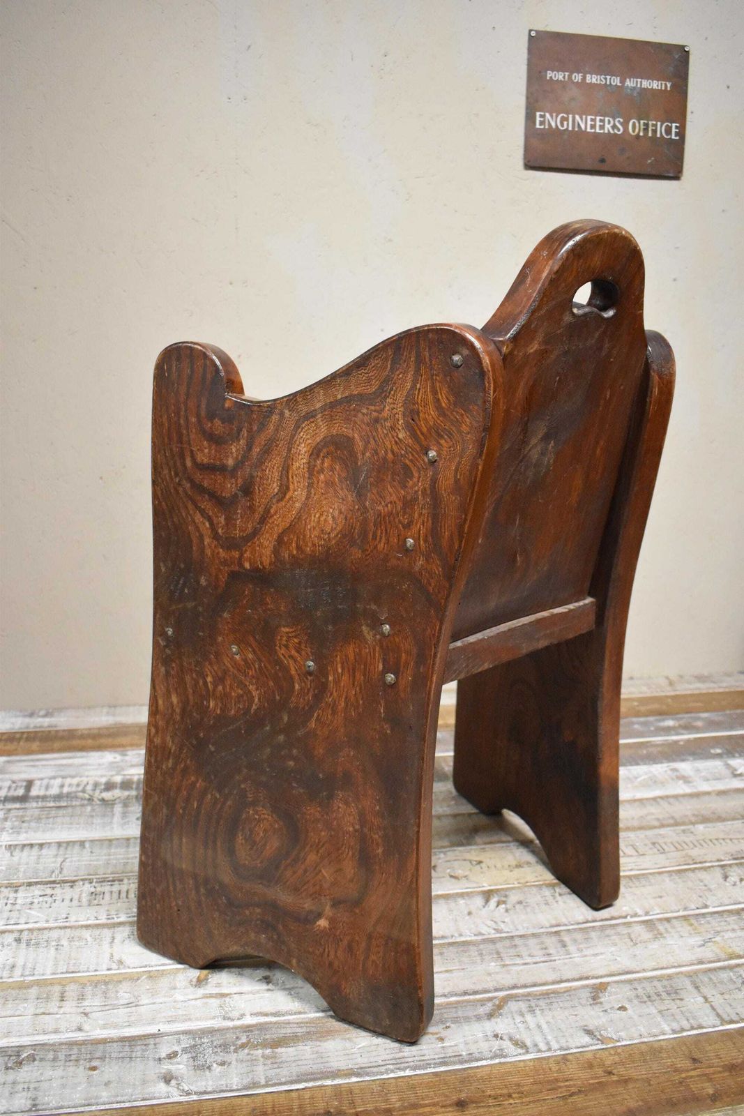 590.0 Antique Arts & Crafts Elm Hall Chair   Pew photo