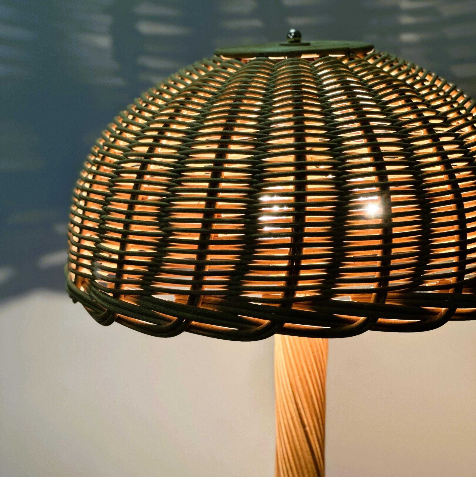 Large French Rattan Floor Lamp, Mid Century Mushroom Shade, Vintage Wicker Standing Lamp, 1950s photo vinterior