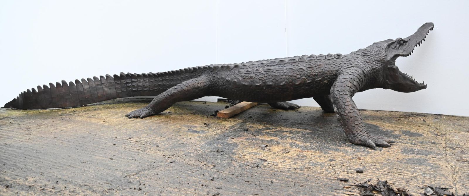 Xl Lifesize Alligator Fountain Bronze Crocodile 12 Ft 386 Cm photo vinterior