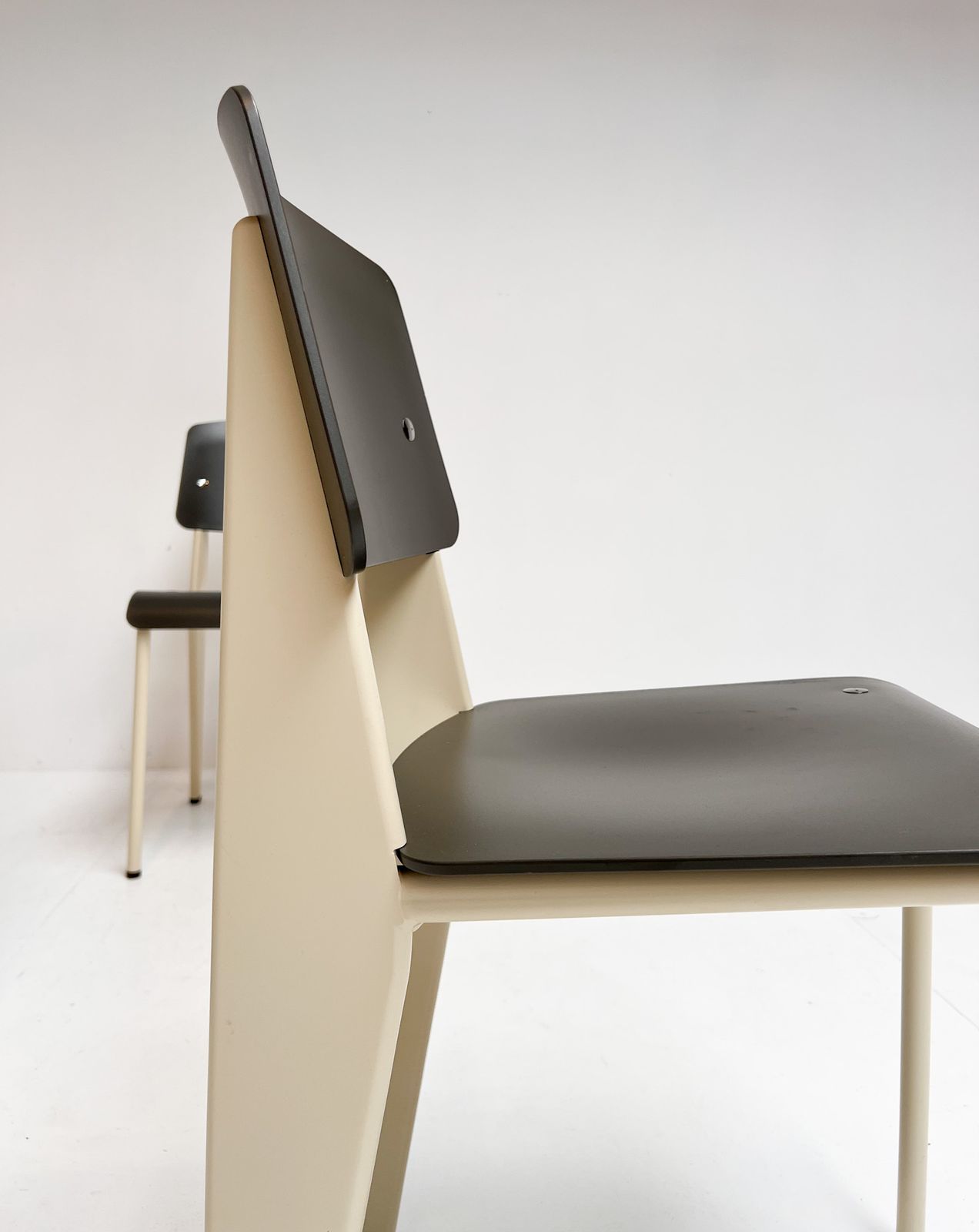 Vitra Standard Chair By Jean Prouvé (Per Piece), 2019 photo furniture