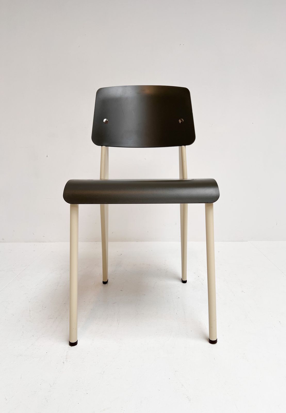 Vitra Standard Chair By Jean Prouvé (Per Piece), 2019 photo vintage