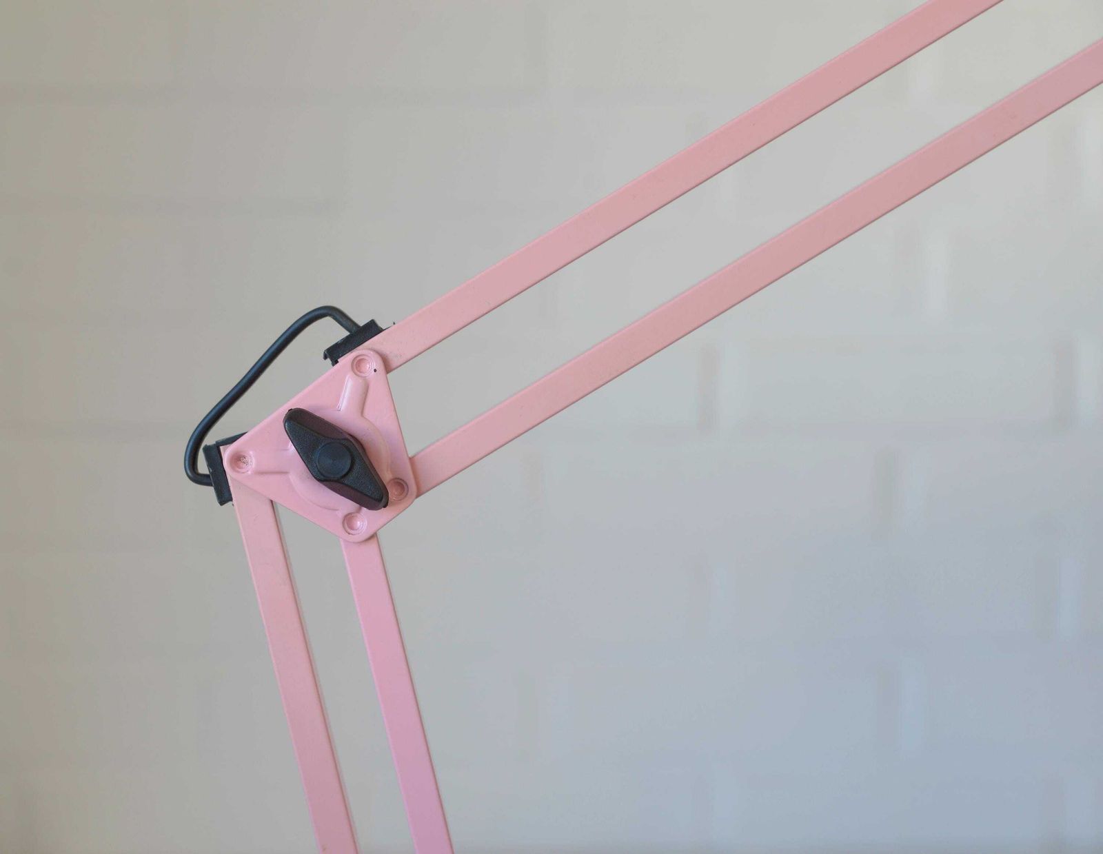 Vintage Architect Desk Lamp / Mid Century Modern / Pop Art / Rare Pink Table Light From 80's photo 174.0