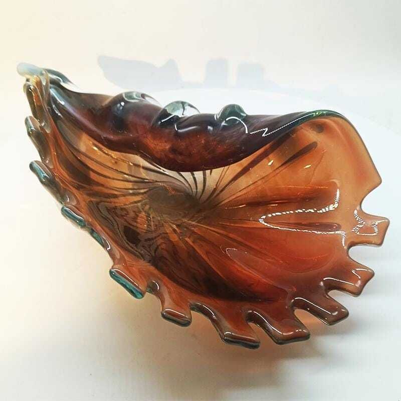 1960s Large Shell Sculpure In Hand   Worked Murano Glass. Made In Italy . 34 Cm. / 13.38 Inches. photo Art