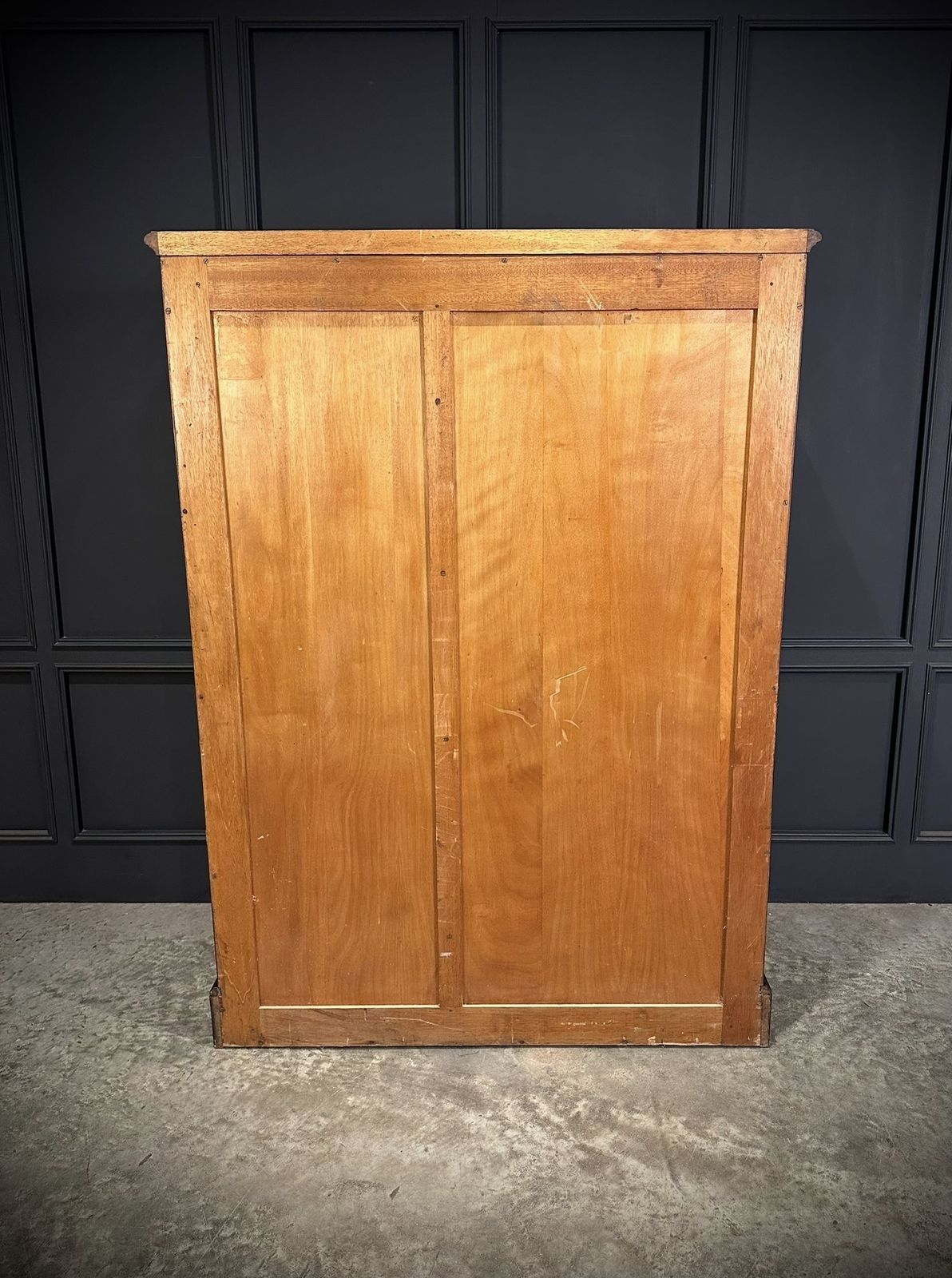 photo vinterior Mahogany Compactum Wardrobe, 1920s