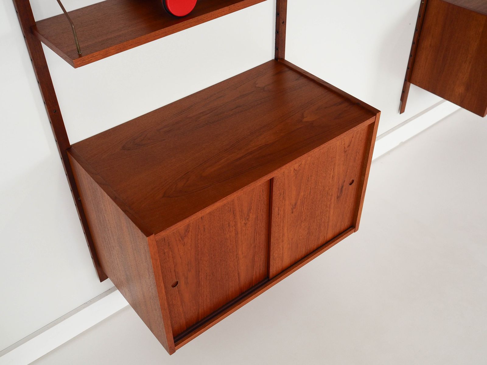 Teak Shelving Unit, Danish Design, 1960s, Production: Denmark photo vinterior