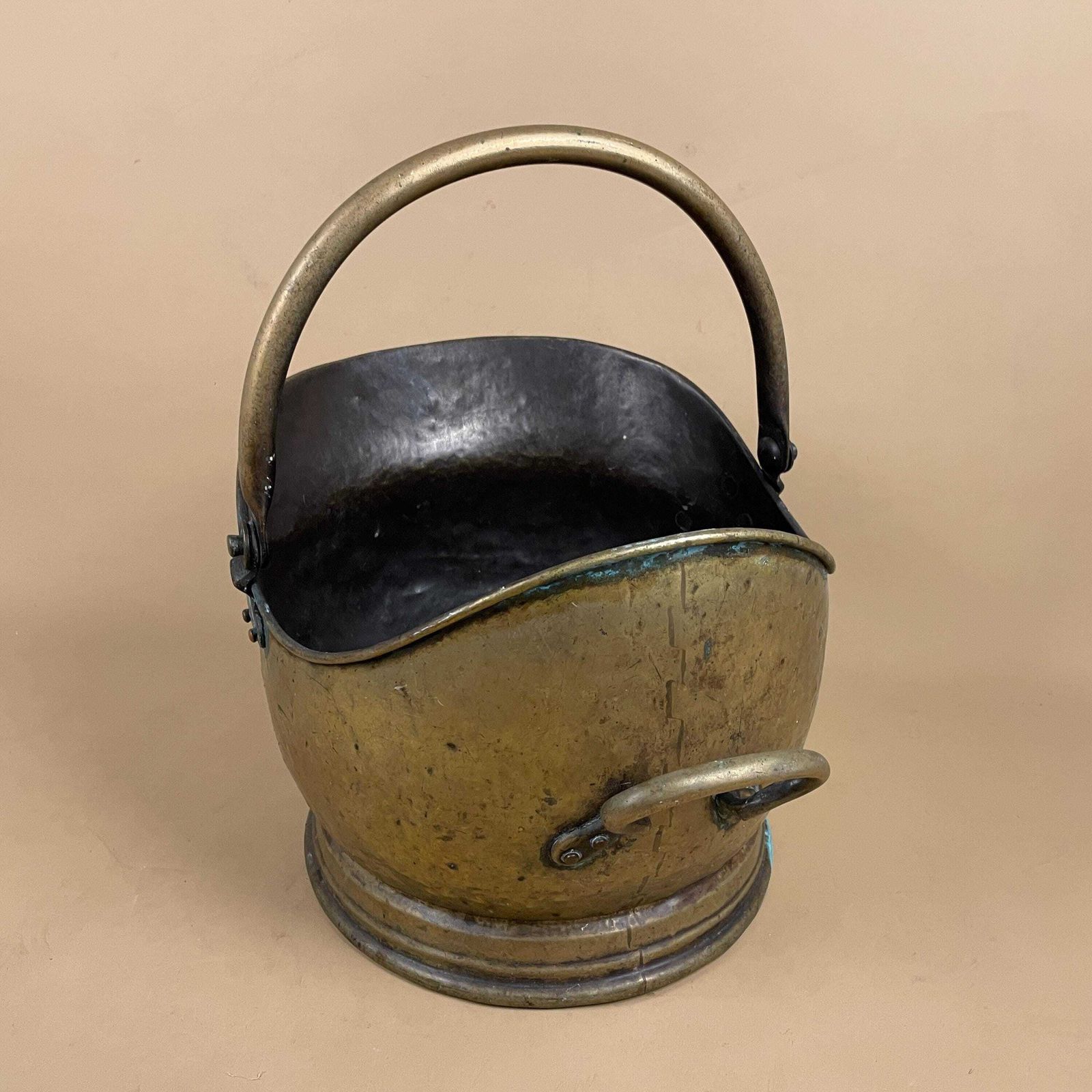 Antique Metal Gold Brass Coal Bucket Handle Fireside Fire Side Scuttle Log Helmet Farmhouse Cottage Aged Patina Vintage Fireplace Logs photo Home Fixtures