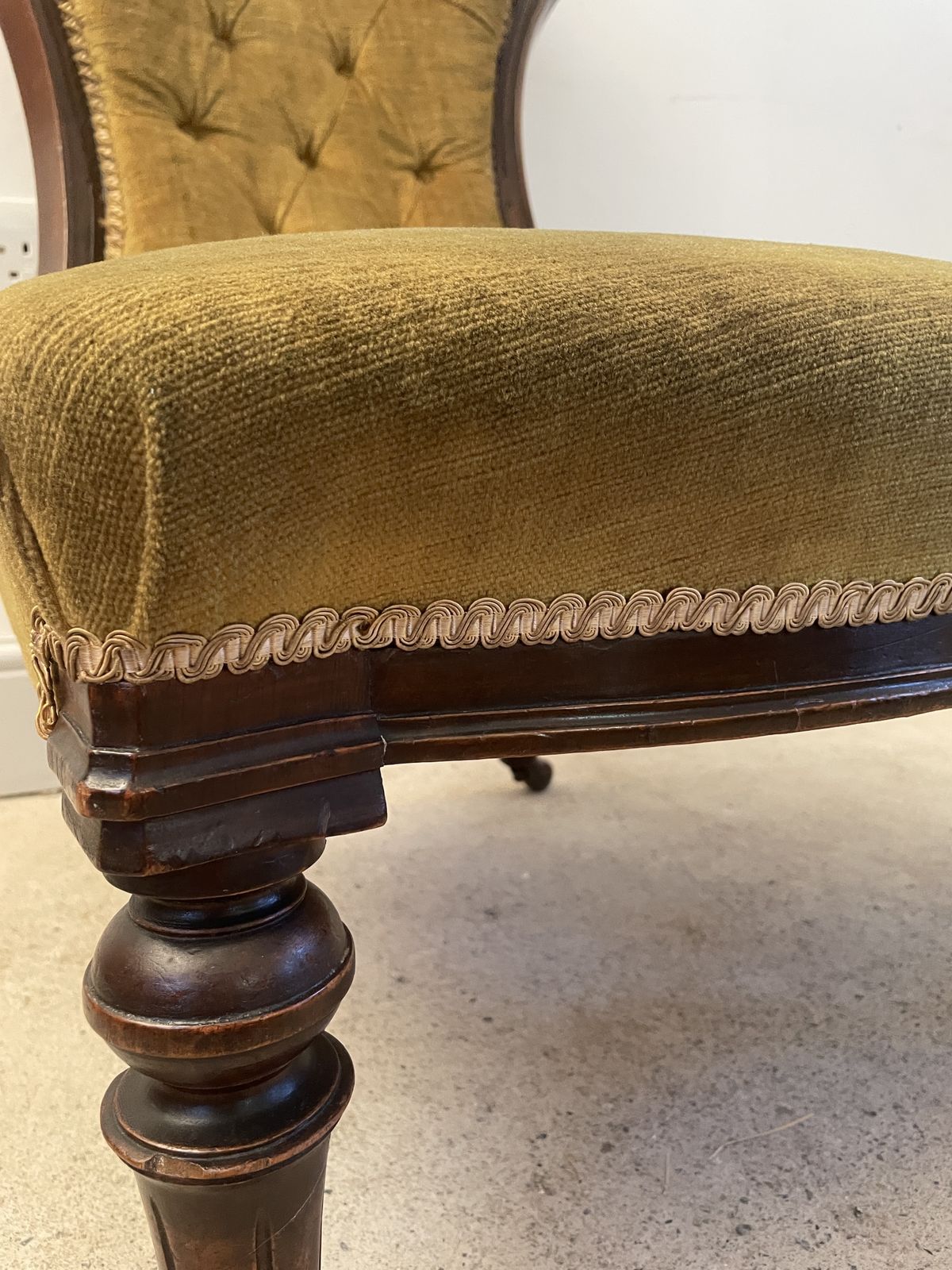 A 19th Century Antique Carved Mahogany Nursing Chair photo 200.0