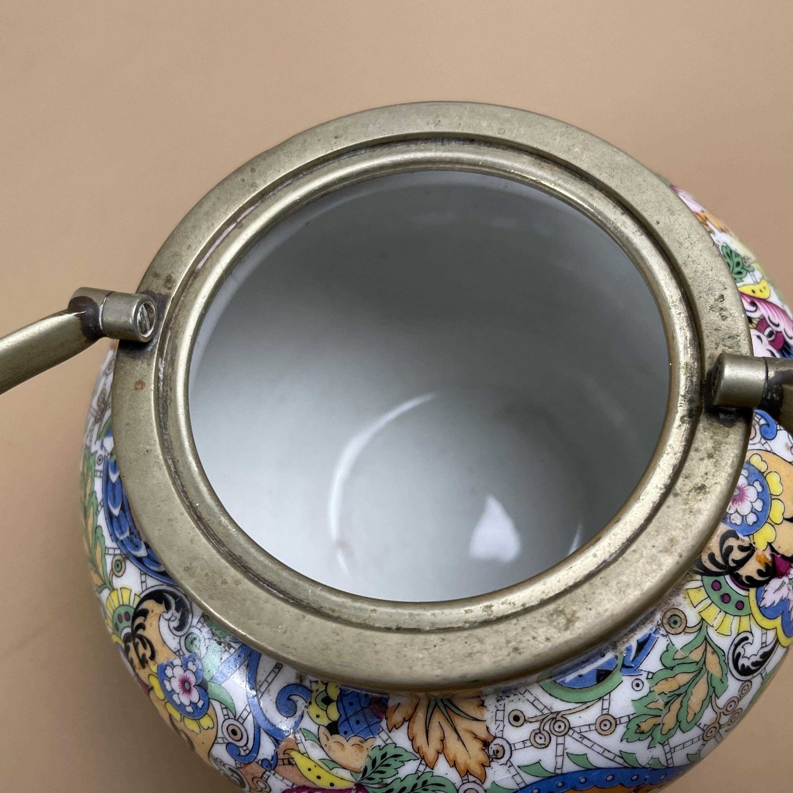 photo furniture Ceramic Paisley Pattern Pot Brass Lid Decorative Boho Jar With Handle Display Colourful Eclectic Home Decor Cottage Country Tea Caddy