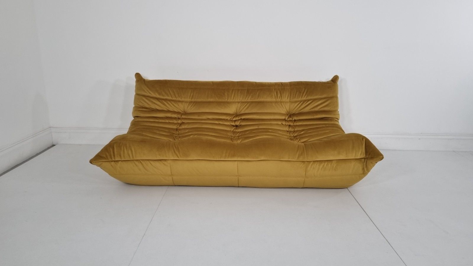 Ligne Roset Togo 3 Seater In Bronze Gold Velvet Immaculate Condition photo furniture