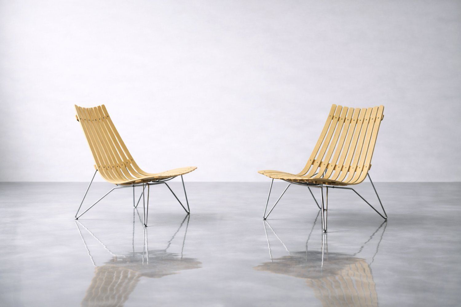 photo for sale Scandinavische Fauteuils Van Hans Brattrud Voor Fjordfiesta, Jaren 2000, Set Van 2
