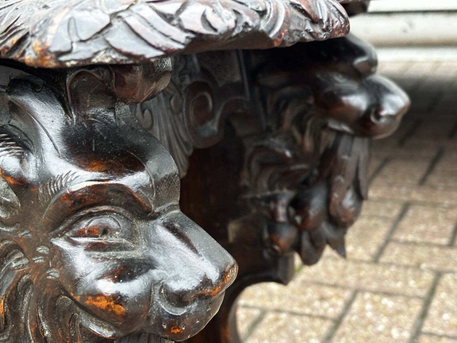 Victorian Italian Carved Walnut Low Lamp / Side Table. Superb Quality. photo for sale