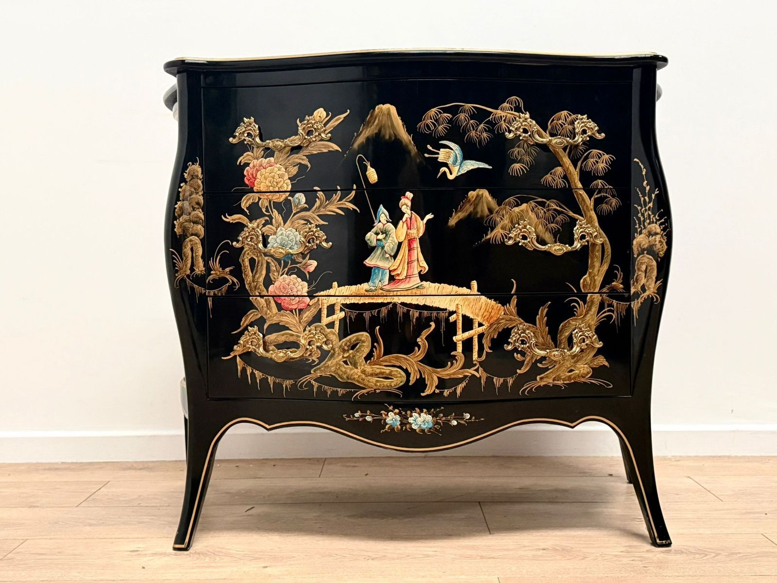 Black Lacquer Chest Hand Painted Decorative Chinese Antique 0229.