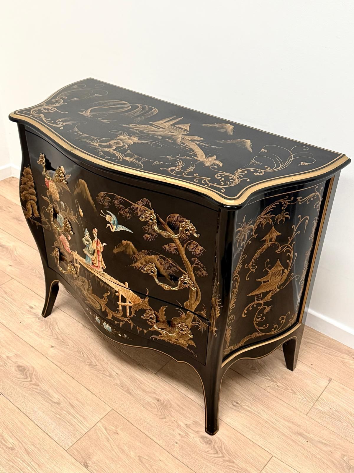 photo buy Black Lacquer Chest Hand Painted Decorative Chinese Antique 0229.