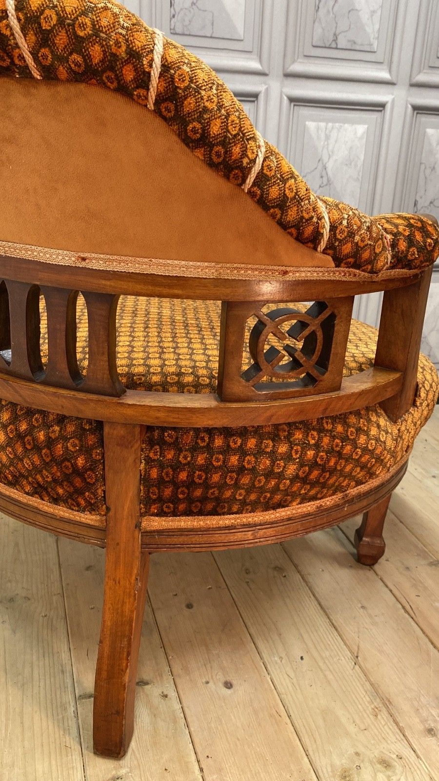 295.0 Late Victorian /Early Edwardian Tub Chair photo