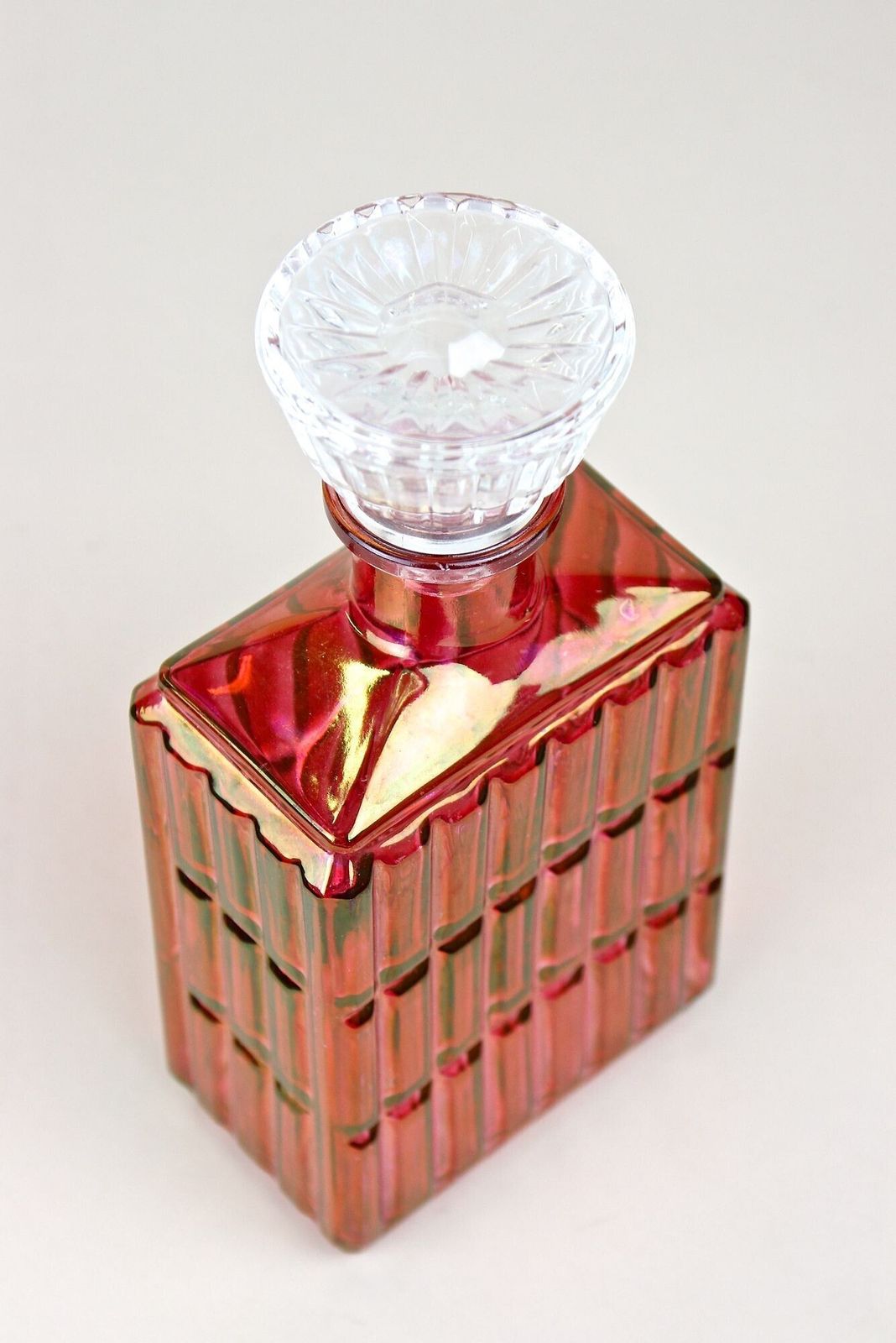 photo vintage 20th Century Art Deco Glass Decanter Or Liquor Bottle, Austria Ca. 1930
