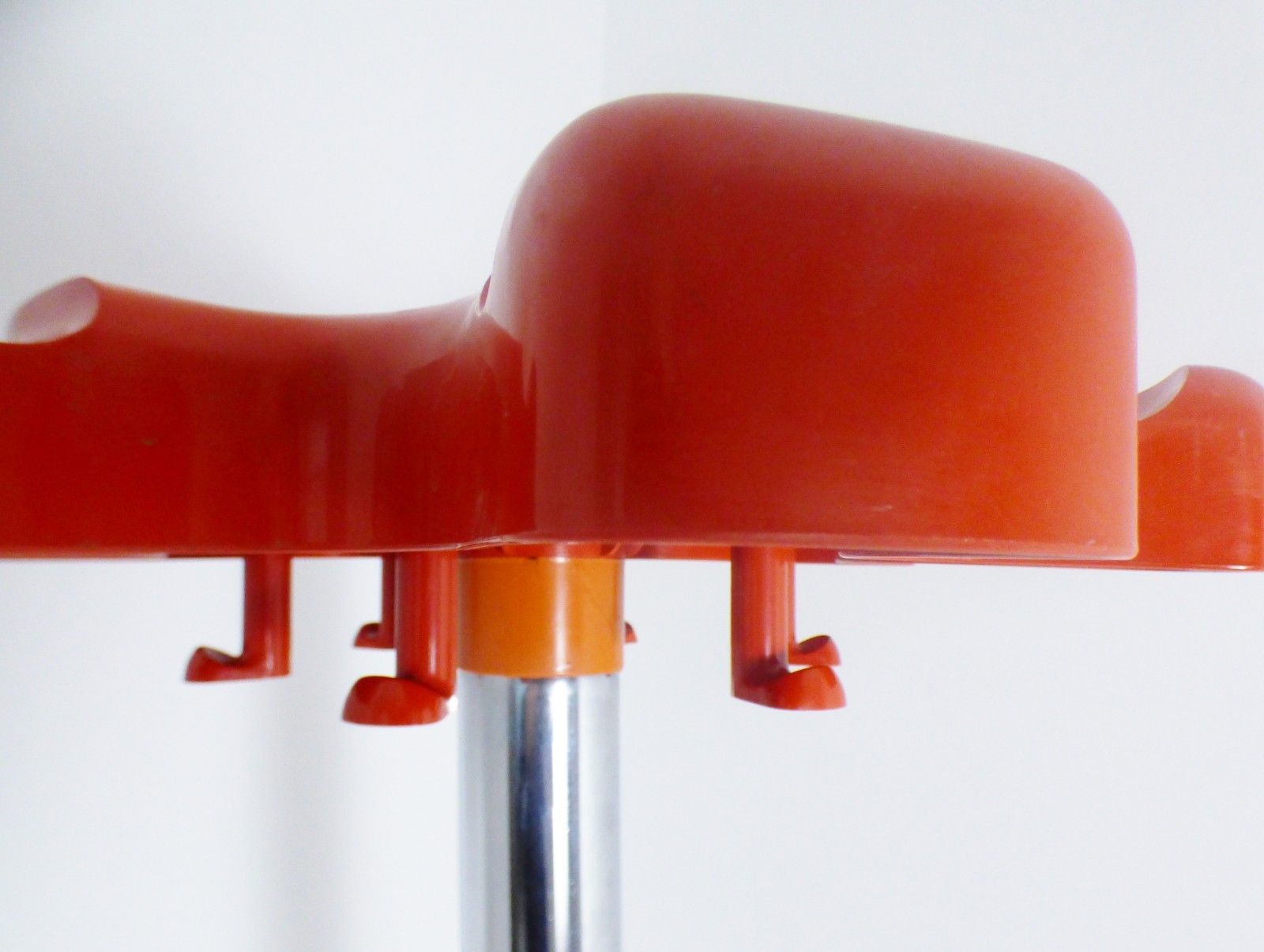 Stunning Vintage Italian Space Age L & O For Velca Vip Coat Stand 1970's photo vinterior
