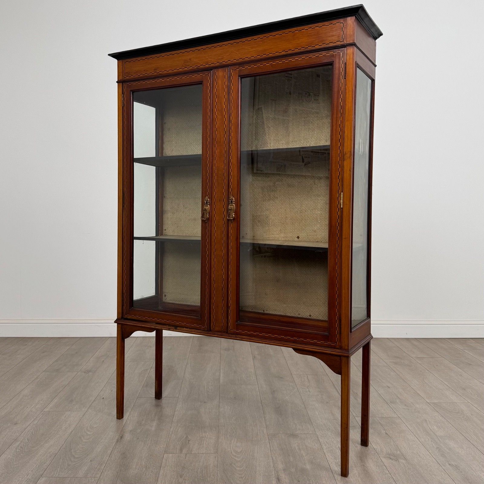 Antique 20th Century Inlaid Display Cabinet In Mahogany photo Furniture