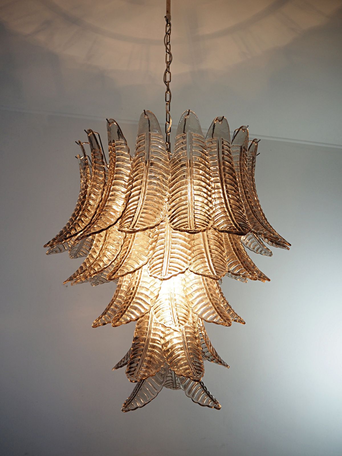 photo vinterior Huge Italian Murano Six Tier Smoked Felci Glass Chandelier