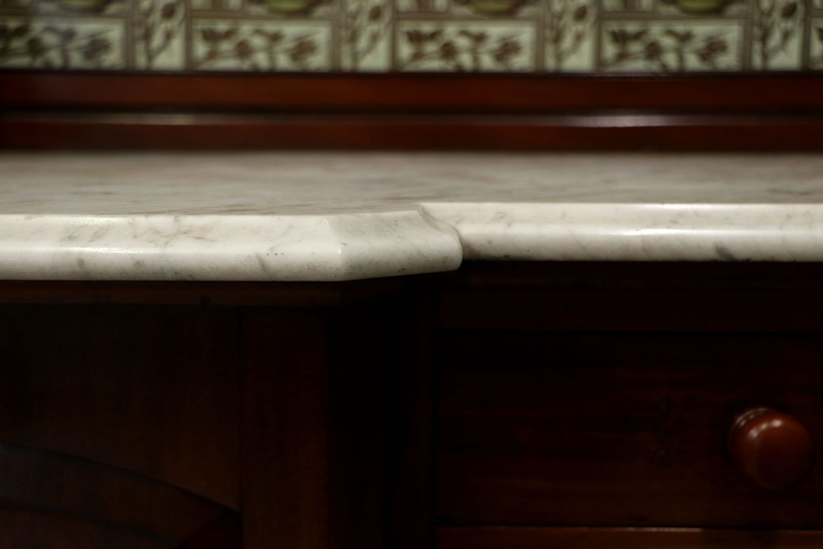 photo vinterior A Victorian Washstand In The Aesthetic Style In Immaculate Original Condition.