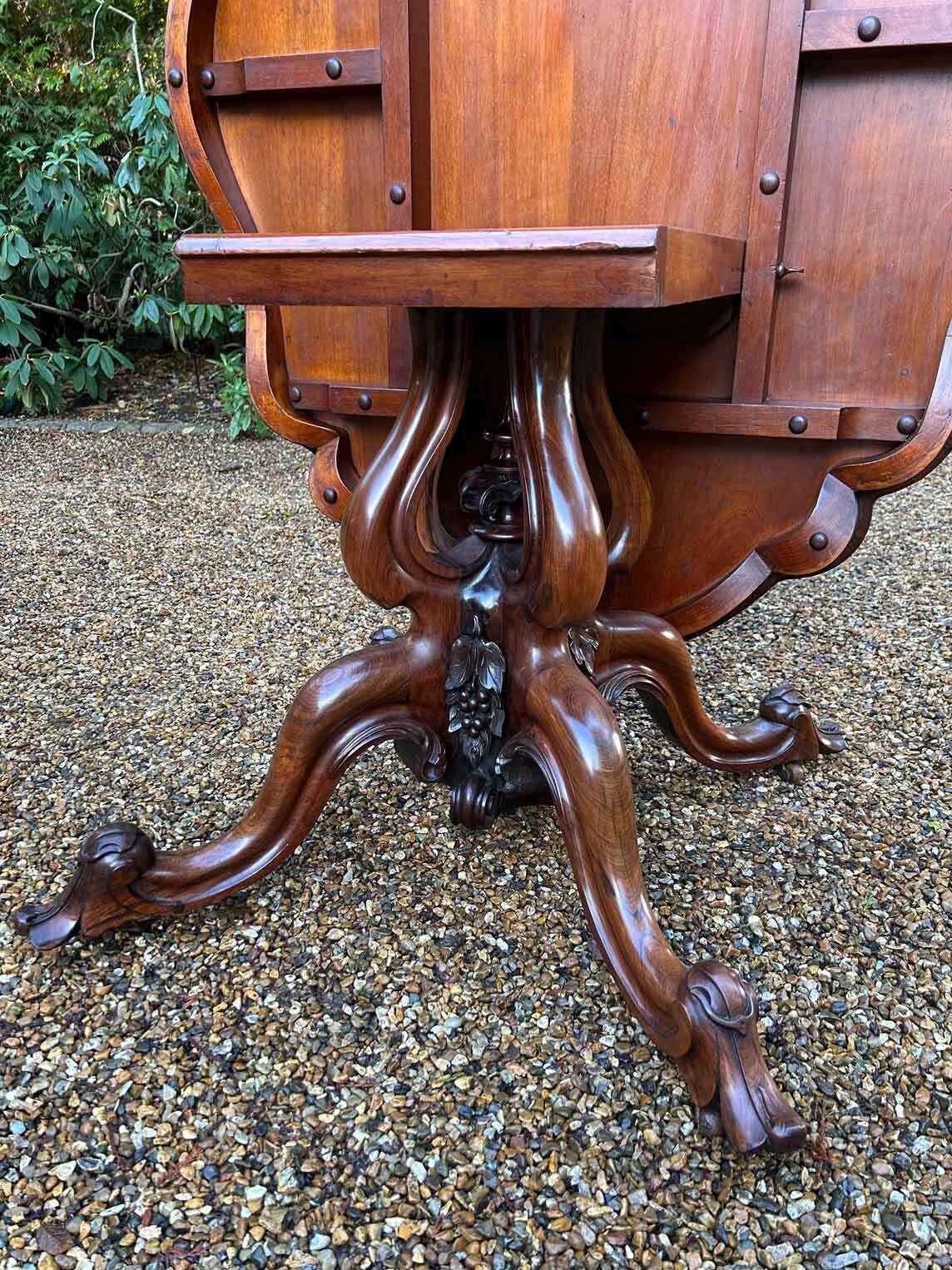 Furniture William IV Rosewood Tilt Top Oval Serpentine Dining Table photo