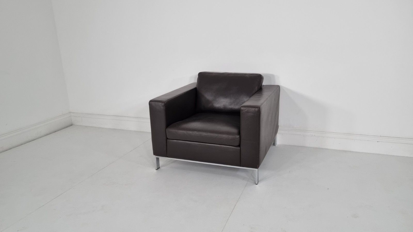 photo furniture Walter Knoll Foster 503 Chair In Sumptuous Chocolate Brown Leather Pristine #3
