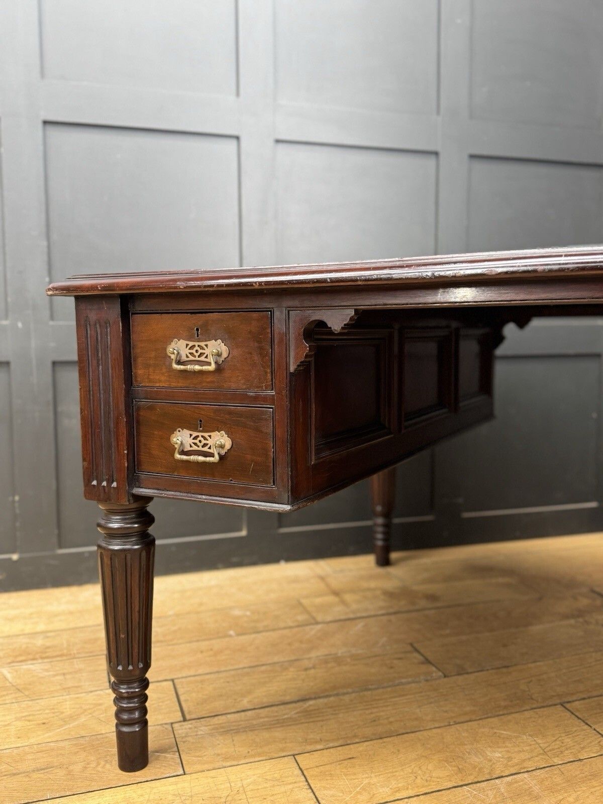 Antique Mahogany Partners Desk – Leather Top, Drawers Both Sides / Office Study photo 1545.0