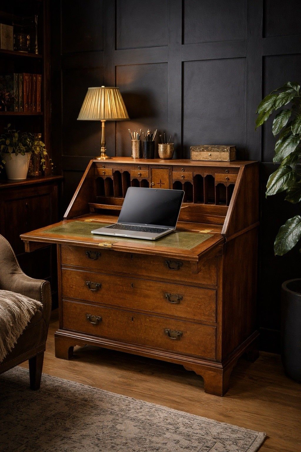 photo buy Georgian Oak Bureau Desk / Writing Desk / Sideboard Chest Of Drawers