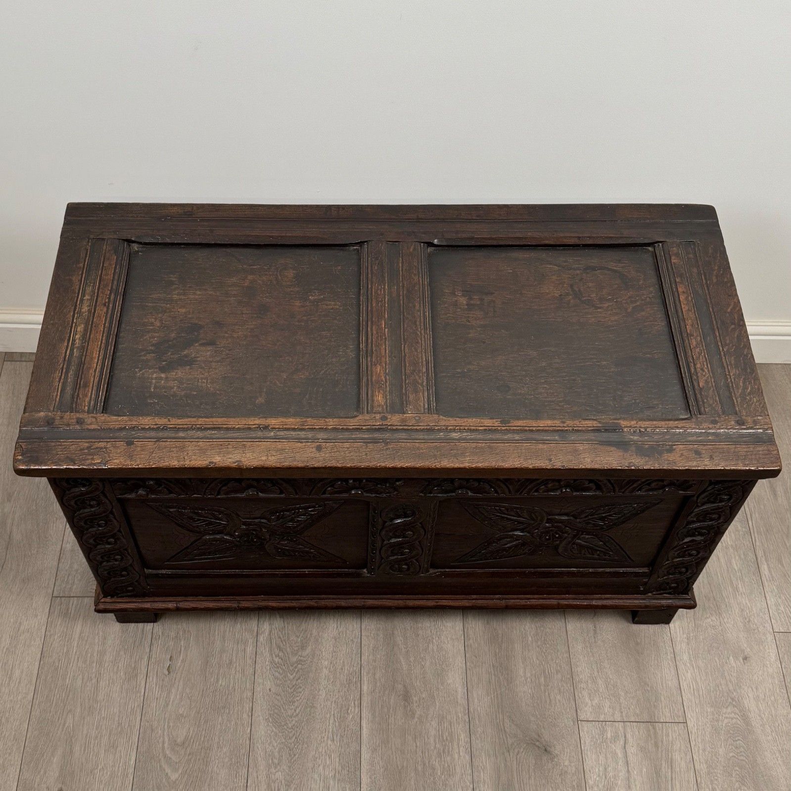 photo furniture Antique 18th Century Fine Quality Coffer / Blanket Box In Oak