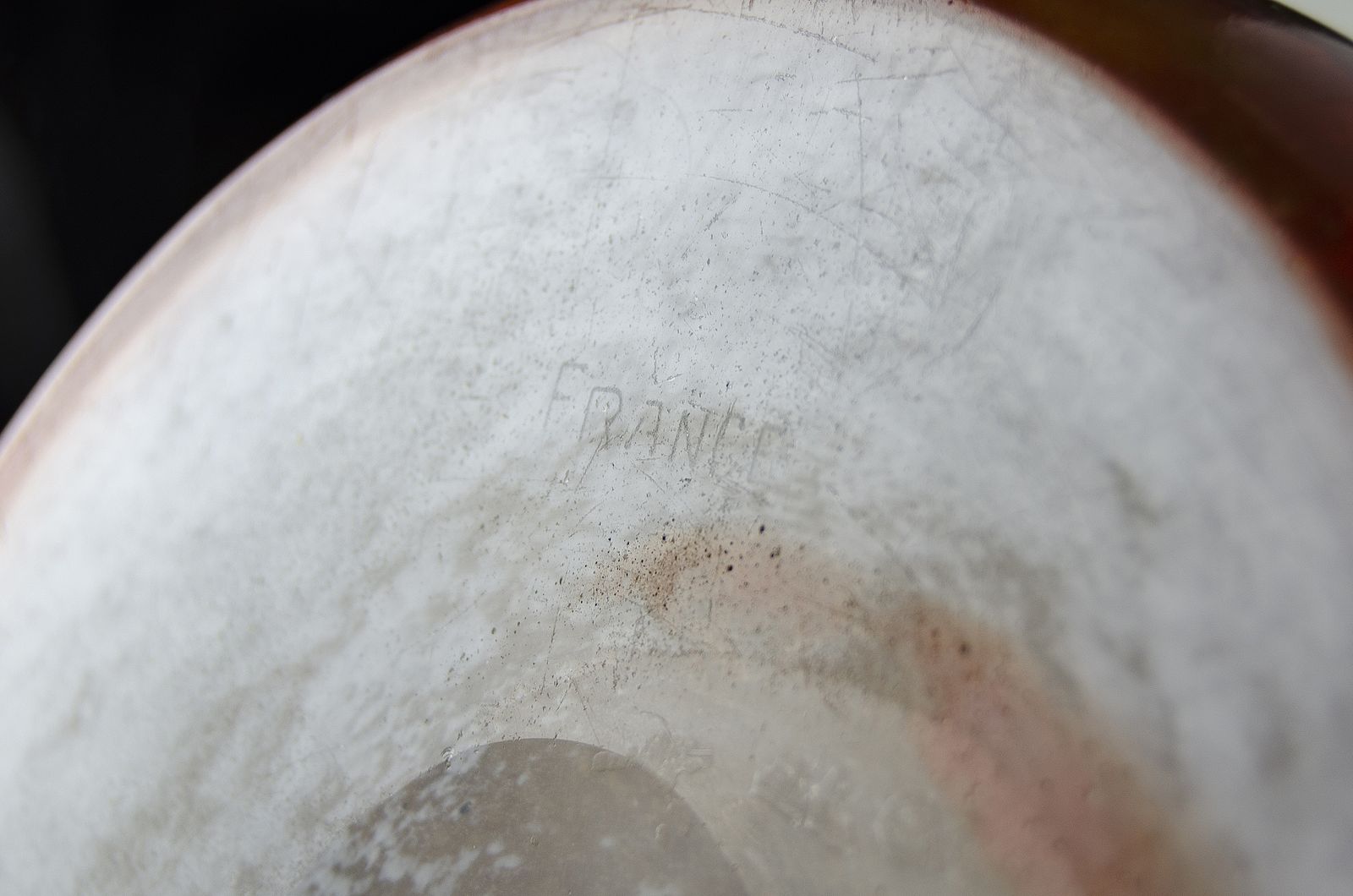 photo furniture 1920s Art Déco French Le Verre Français Frosted Glass Vase With Algae Pattern Decoration Designed By Charder
