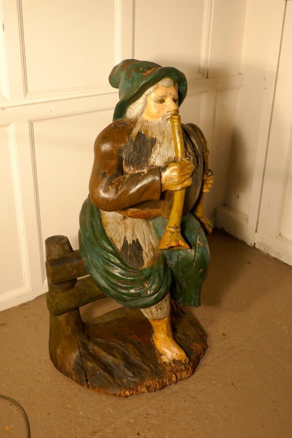 Charming 1920s Carved Wooden Figure Of The Seated Pied Piper photo buy