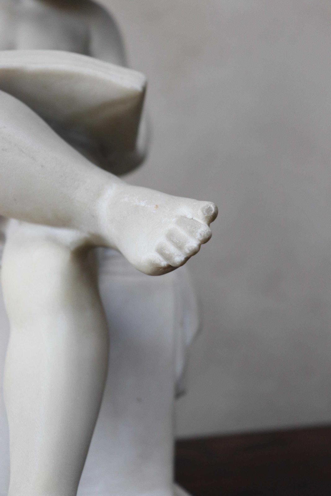 Art Classic Marble Statue Of A Reading Child Italian Neoclassical Sculpture Style (St.284) photo