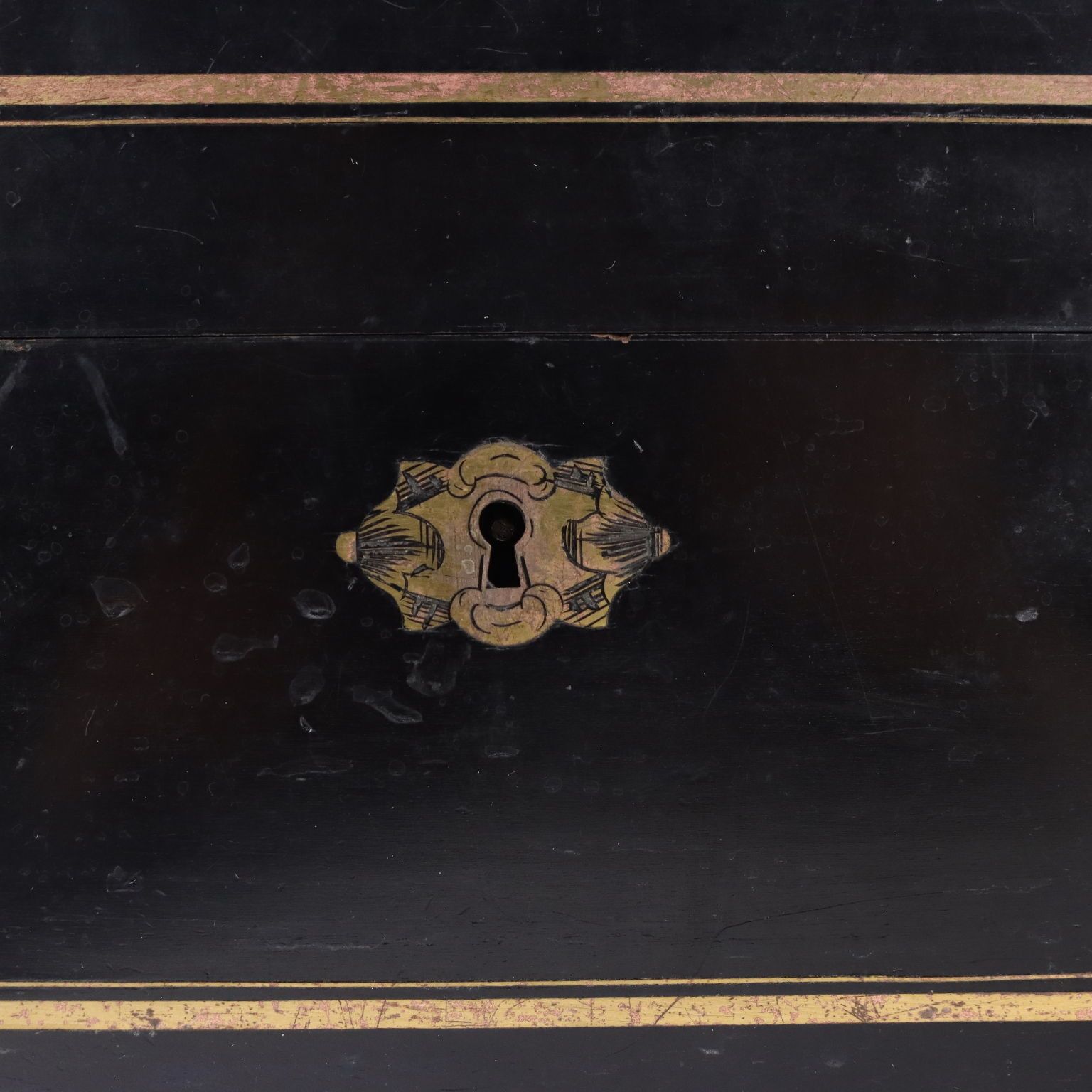 photo vinterior Ancient Sewing Box Last Quarter Of The XIX Century Ebony Wood Veneer