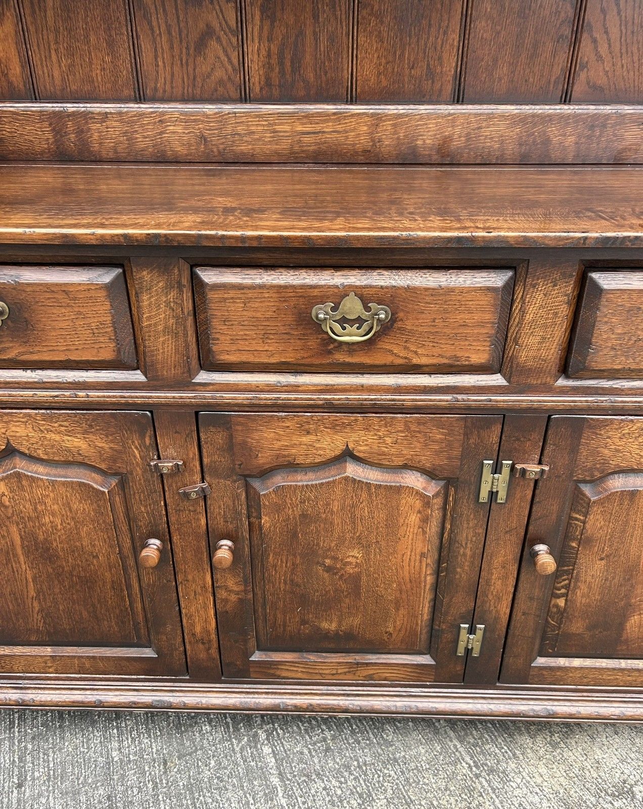 Chingford English Country House Oak Dresser & Rack Titchmarsh & Goodwin Style photo 395.0