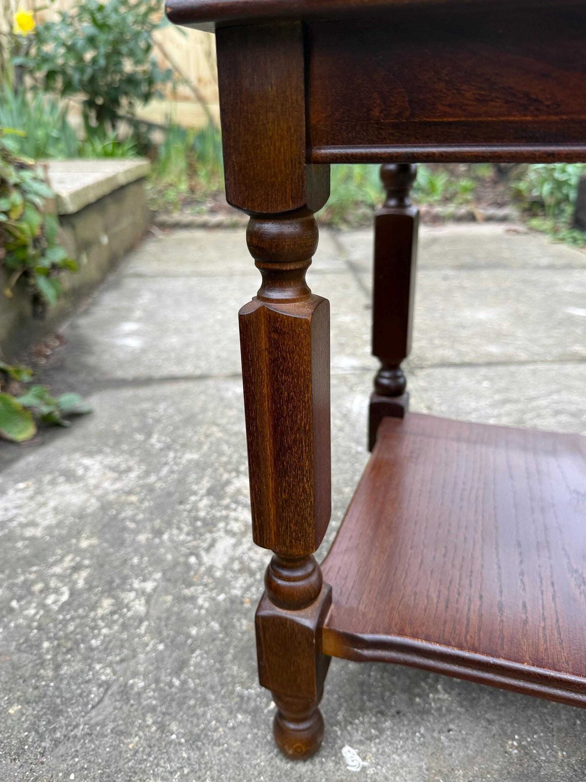1980s Traditional Revival Wooden Side Table With Attractive Detailed Top And Turned Legs, Neo Traditional Occasional Table photo 134.0