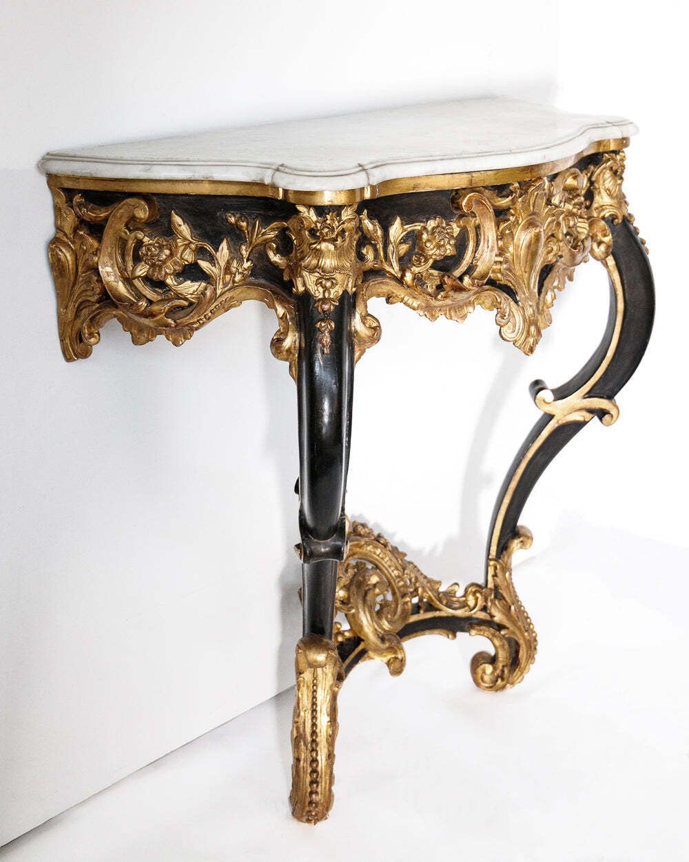 Indrukwekkende Napoleon III Console In Geëboniseerd Hout En Verguld Houtsnijwerk, 19e Eeuw photo furniture