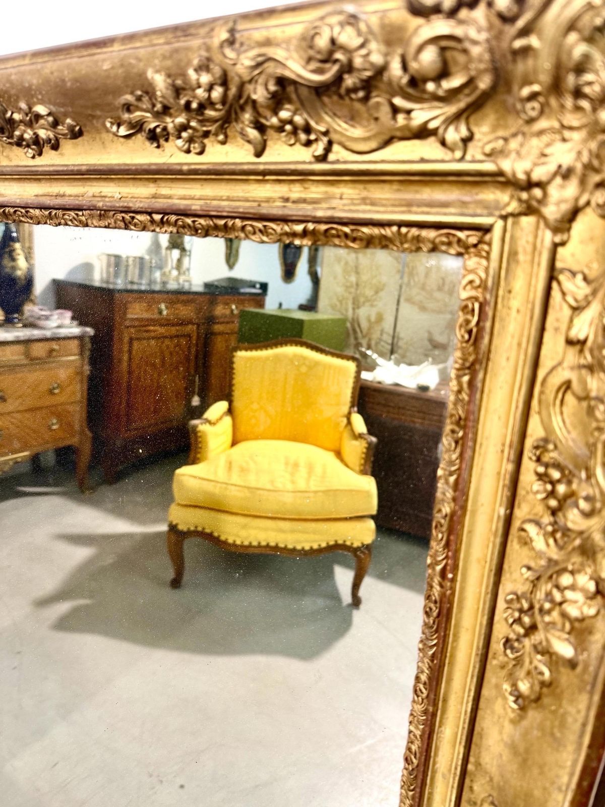 photo for sale Large And Rectangular Giltwood Mirror, France 19th Century