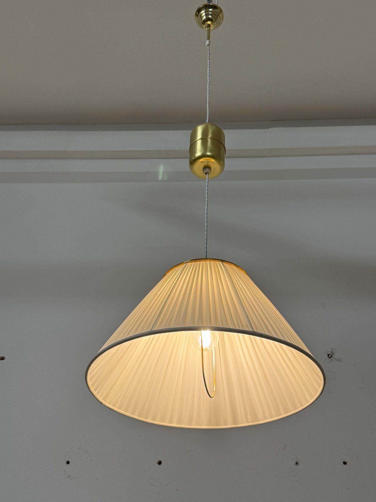 photo vintage Heigh Adjustable Silk Pendant Light By Josef Frank Model 1844