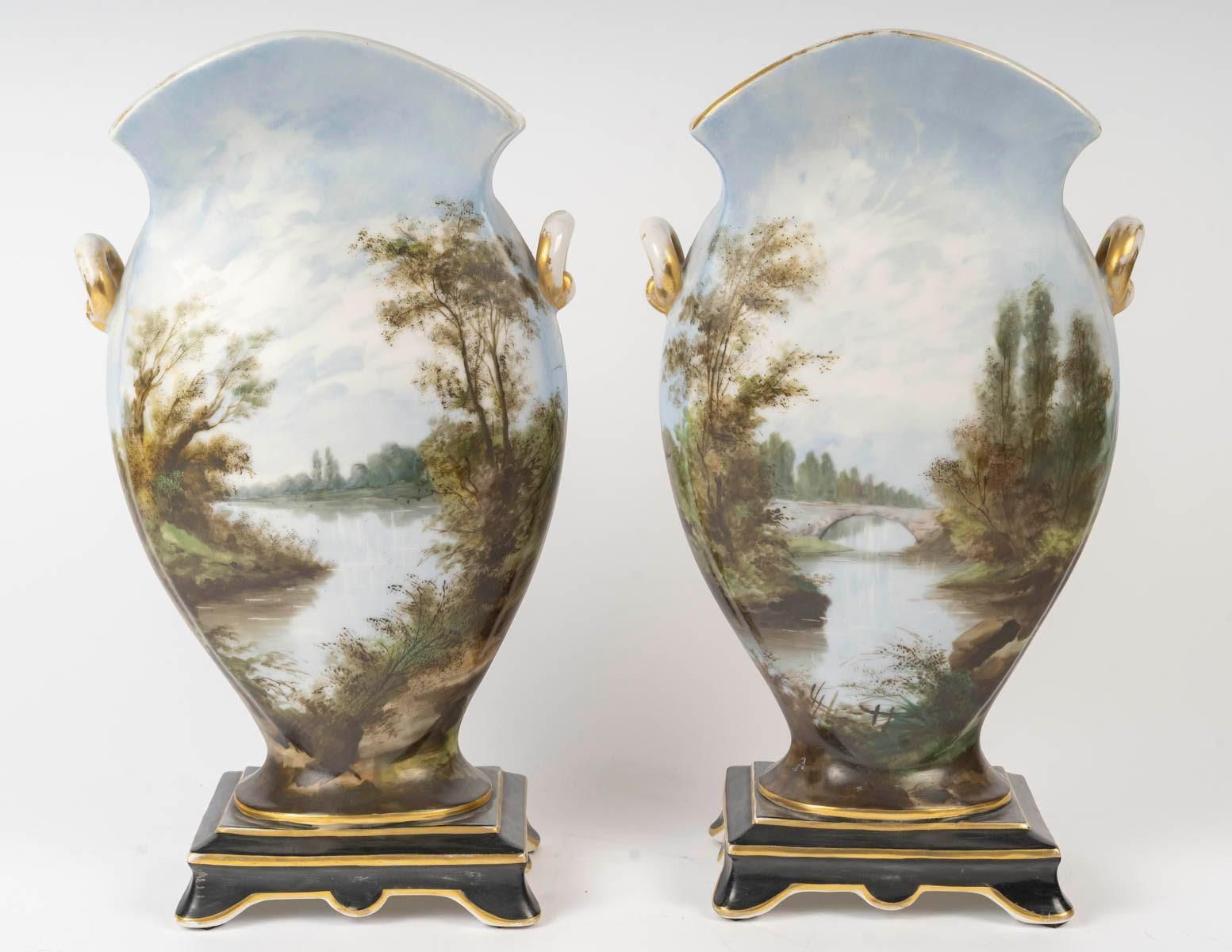 Pair Of Paris Porcelain Vases, 19th Century, Napoleon III Period. photo vinterior