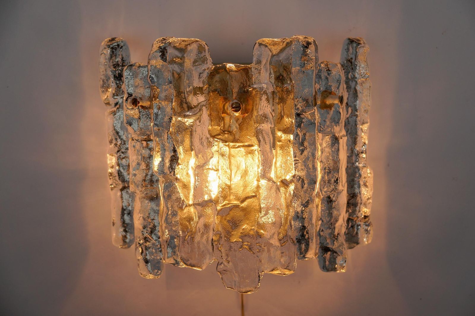photo vintage A Pair Of Ice Glass Wall Lights By J.T. Kamlar Franken Kg, 1960s